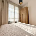 דירה Prime 27 - 2br With Free Parking *