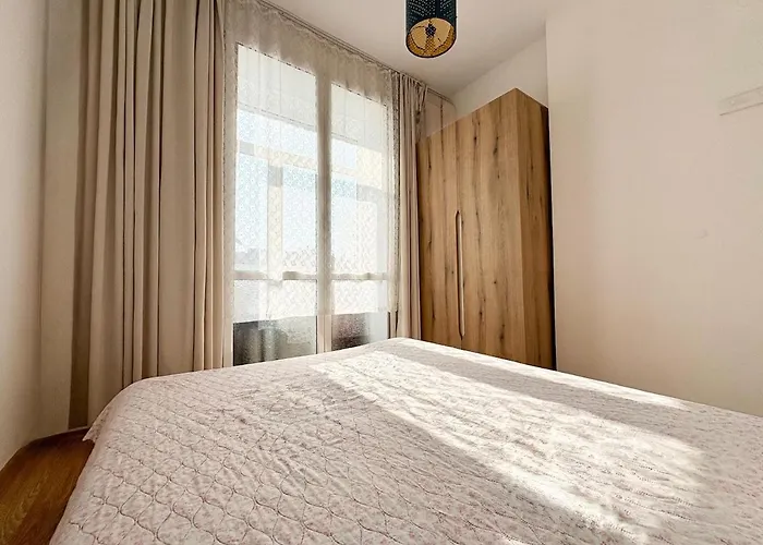 Apartment Prime 27 - 2br With Free Parking *
